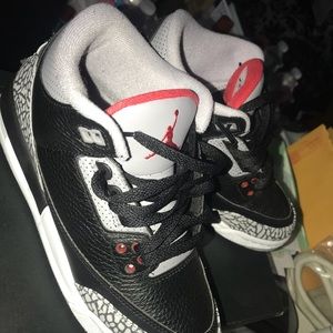 Jordan black cement 3 size 5.5y